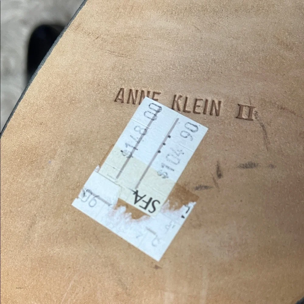 Anne Klein Black Patent Block Heel Pumps with Brogue Detail - Picture 7 of 8